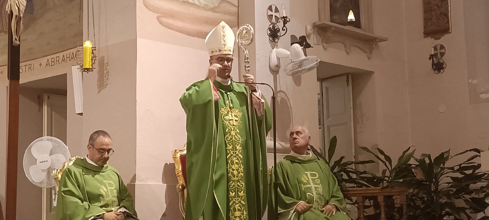 gallery grid image